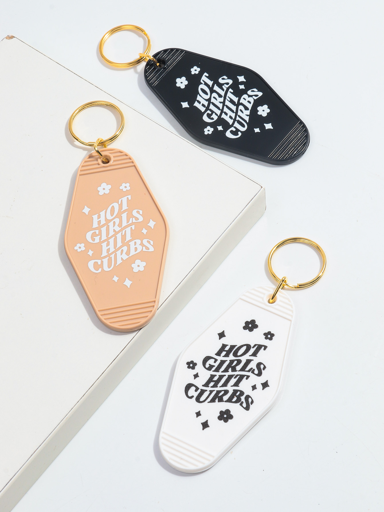 FishSheep Trendy Letters Charm - đánh giá và giá Resin Art Alphabet